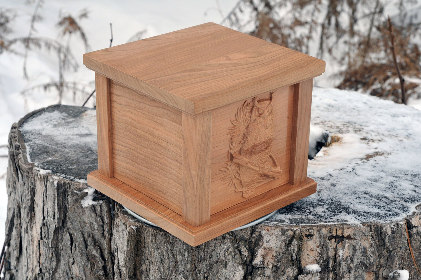 Custom Urn | Owl | 3D Engraving