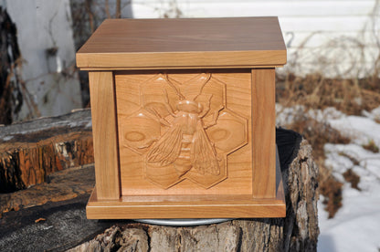 Custom Urn | Queen Bee | 3D Engraving